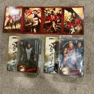 300 Series 1 Action Figures new sealed Immortal and Ephialtes and 4 cardstocks